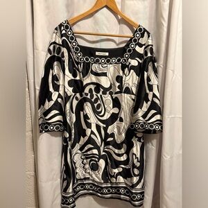 White House Black Market Black and White Patterned dress